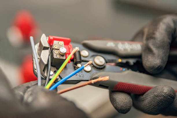 Best Licensed Electrician  in Lebanon, OR