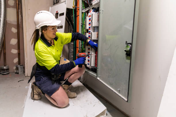 Best Electrical Outlet Repair  in Lebanon, OR
